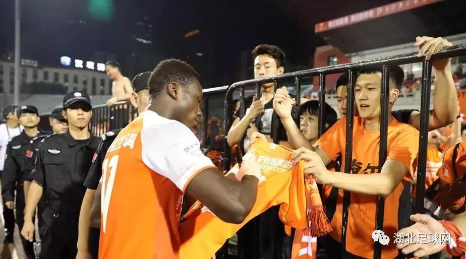 卓尔主场新华路,新华路体育场武汉卓尔