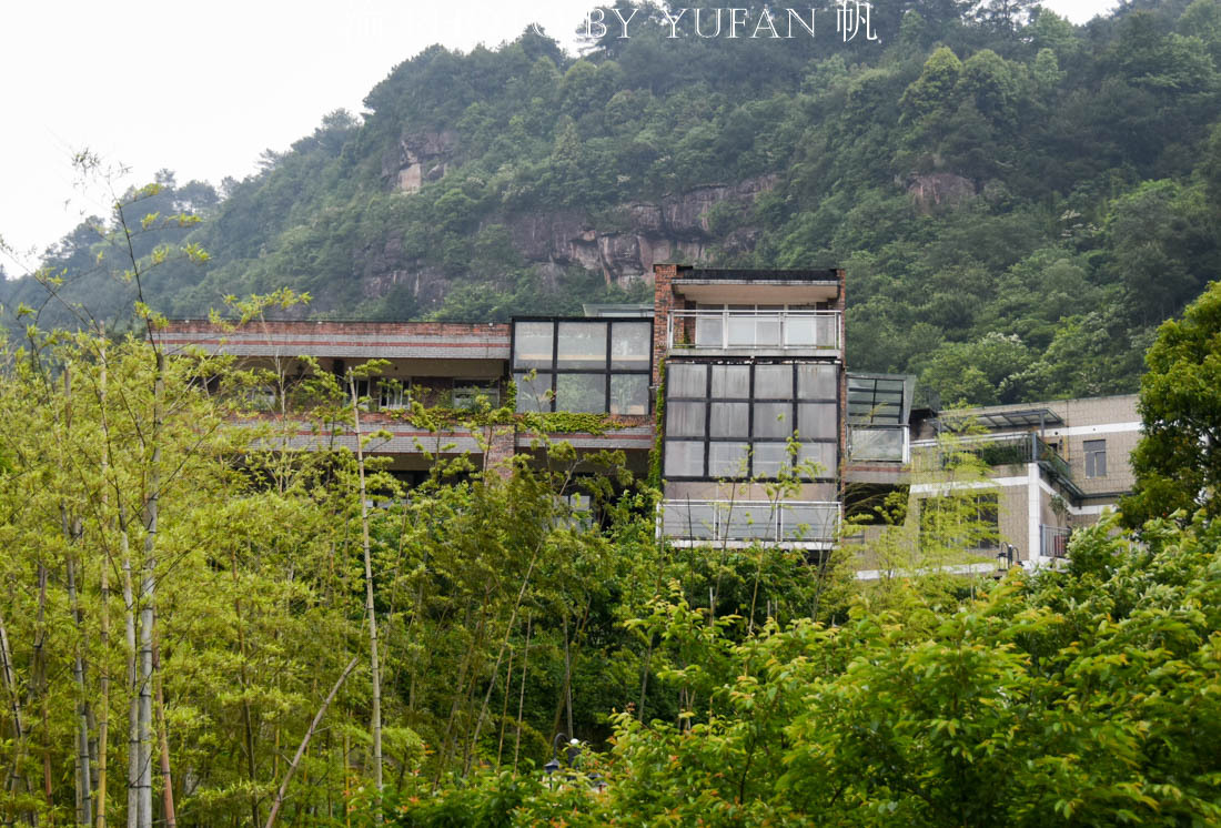 綦江古剑山中艺术村,古剑山民族艺术村