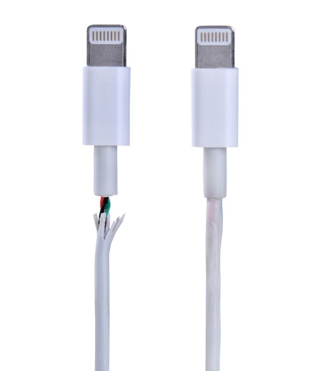 数据线被猫咬坏了,数据线被猫咬破了能保修吗