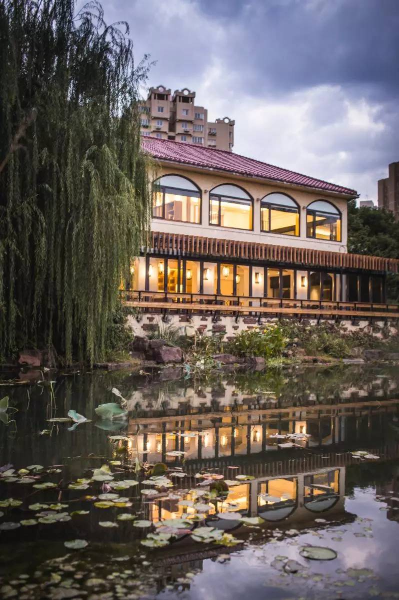 奔驰和双立人都开起了餐厅？魔都5月新餐厅来袭！