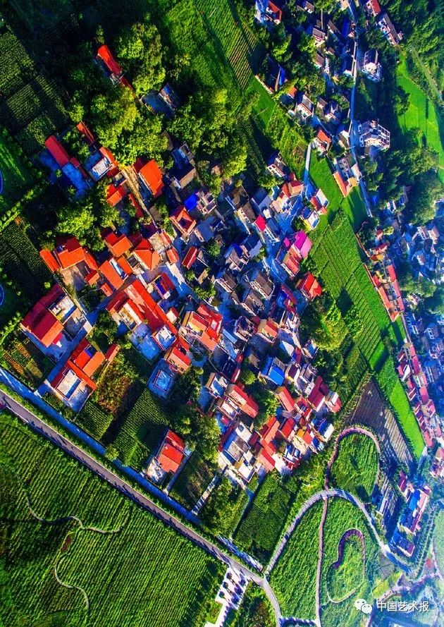 汶川大地震志愿者影集,汶川十年影像