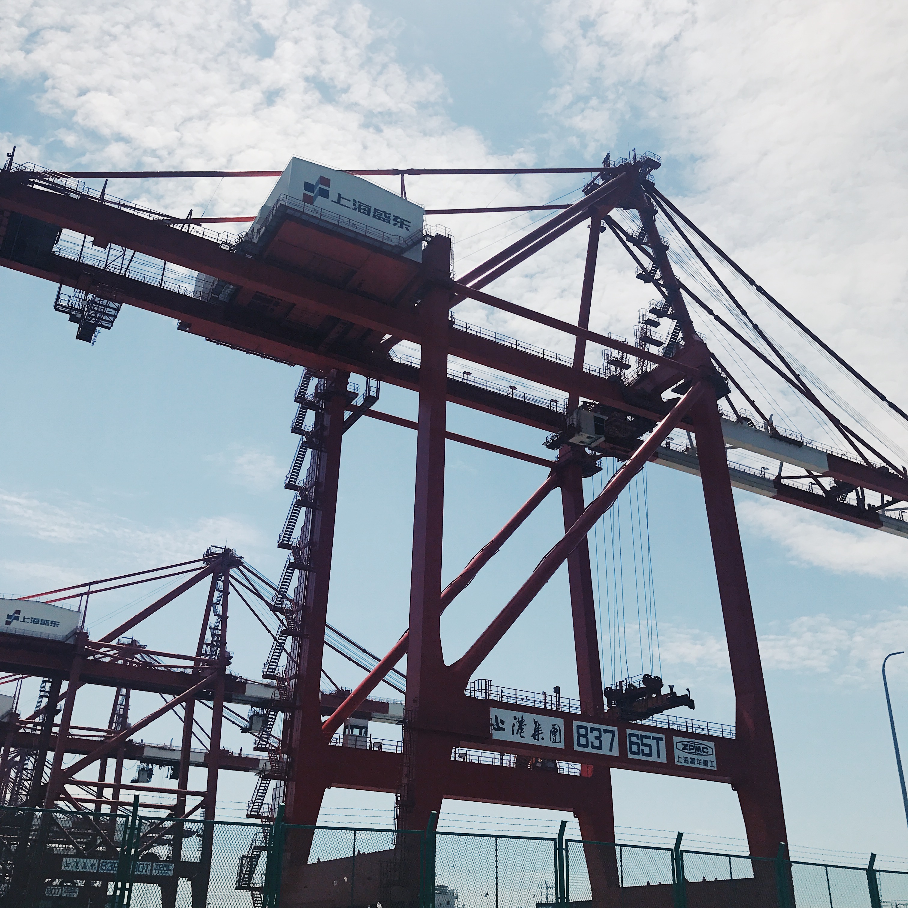 去舟山群岛各个岛只能坐船吗 (舟山坐船去海边哪里最方便)