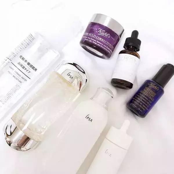 护肤推荐不踩坑,平价水乳测评提亮保湿