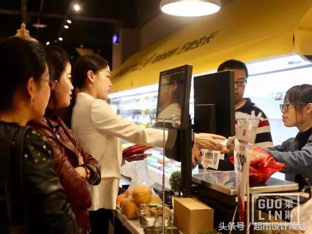 水果店水果陈列摆放销售技巧,20方长方形水果店铺陈列设计