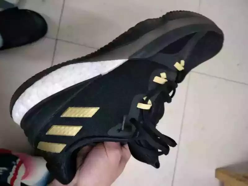 adidasbywx2.0瀹炴垬娴嬭瘎,adidasclot闉嬪瓙娴嬭瘎