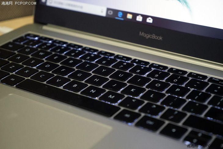 荣耀magicbook142050版游戏测试,荣耀magicbook使用体会