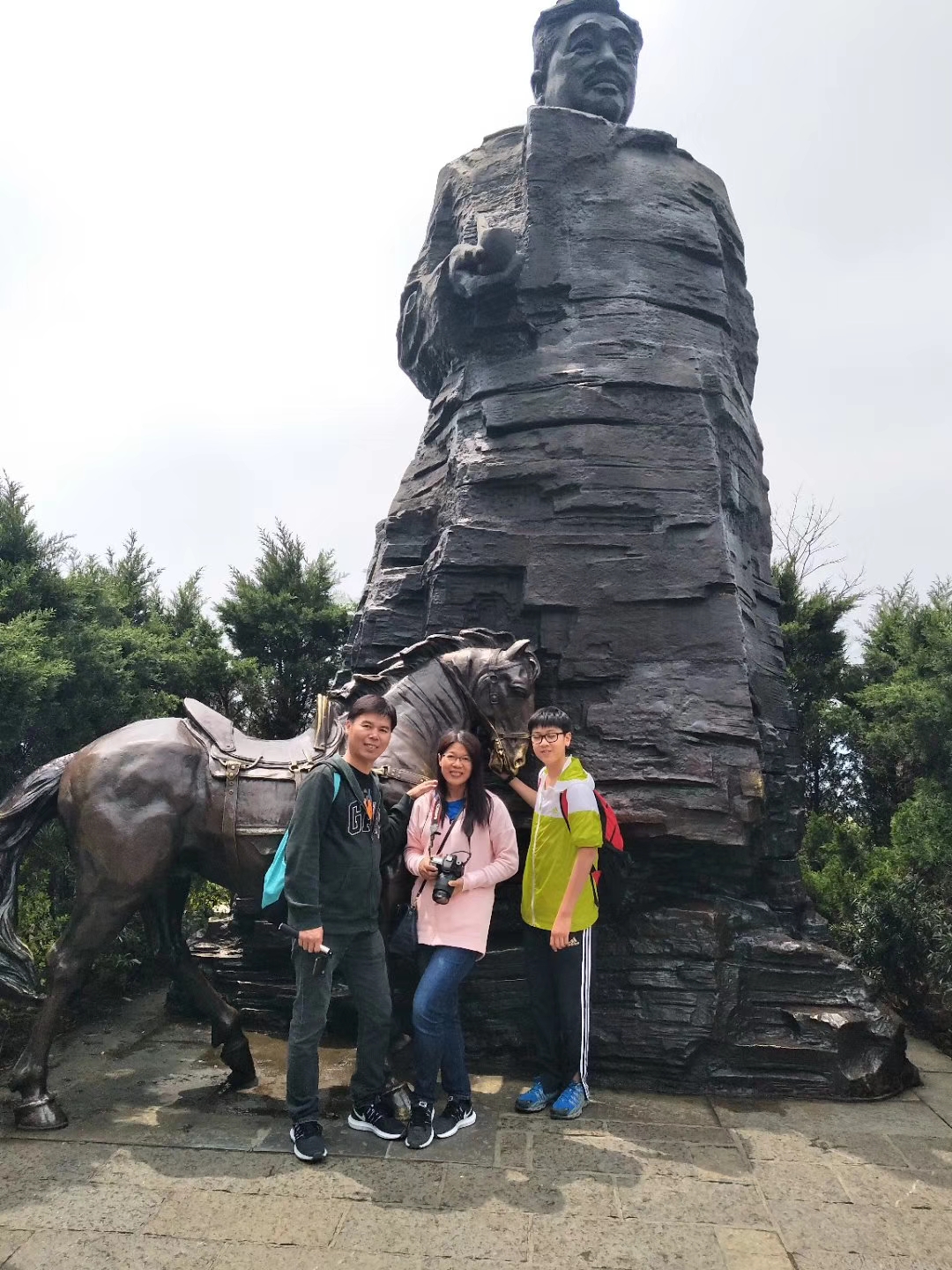 香港人组团游张家界,姐妹相约张家界三日游