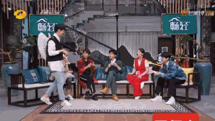 白敬亭魏大勋互相吐槽,山花为啥是形容魏大勋和白敬亭的