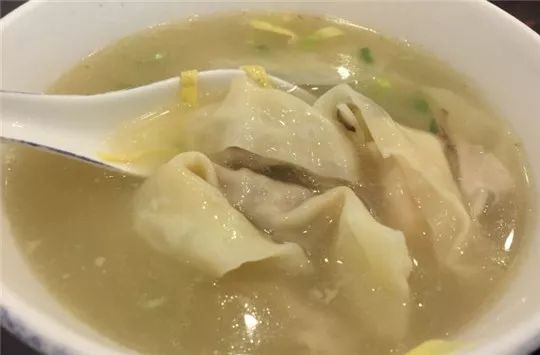 大连正宗虾仁三鲜馅馄饨,皮薄馅厚的馄饨大家都无法拒绝吧