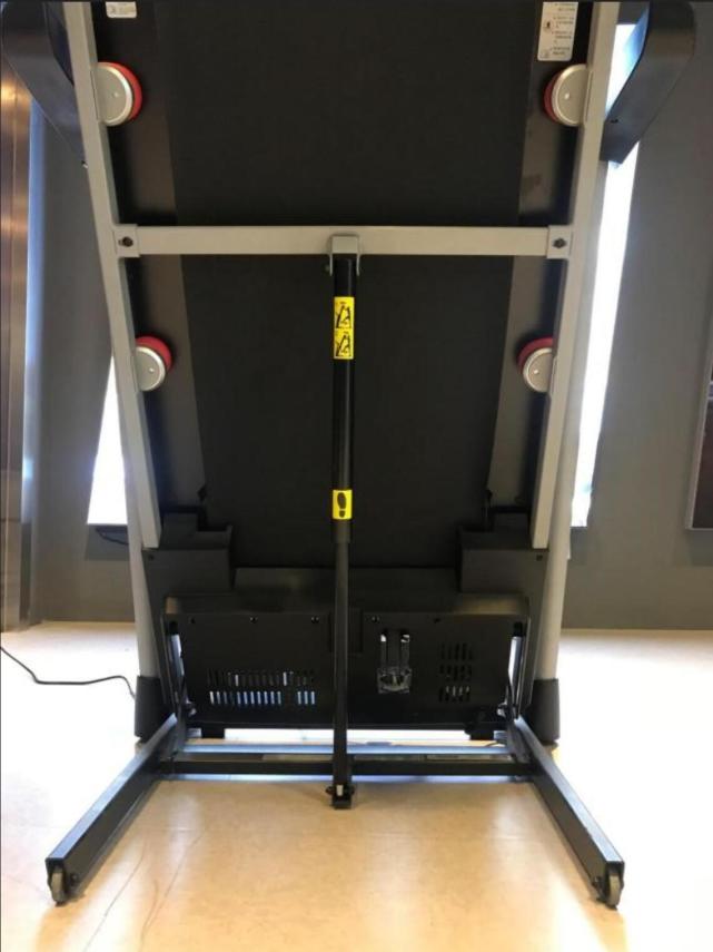 跑步机爱康和舒华哪个牌子好,跑步机排行榜第一名海斯曼