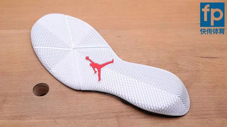 拆中底选球鞋系列——6款后卫鞋横评