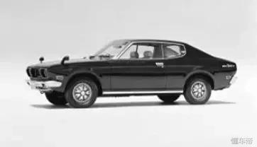 历代蓝鸟车型,老款蓝鸟和新款蓝鸟对比