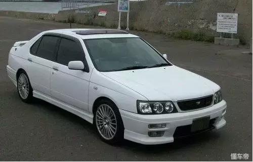 此LANNIA非彼蓝鸟，史上最潮车型蓝鸟历史大揭秘