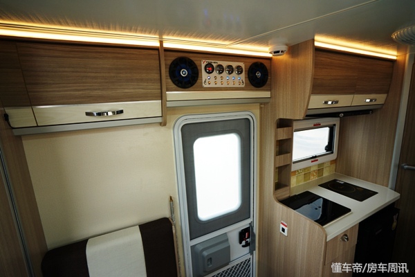 上汽大通迷你c型房车飞神,最新款飞神c型房车