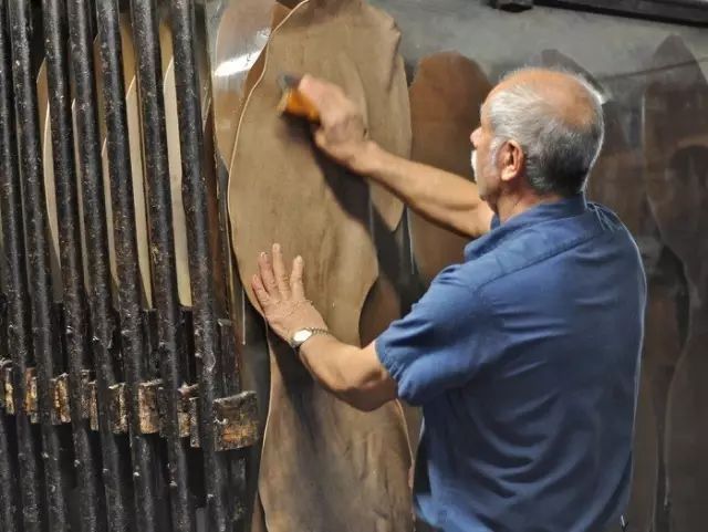 世界公认最好的皮革,一个臭皮匠传奇