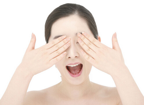 眼皮跳是不是有病了,眼皮一直跳去医院检查什么科