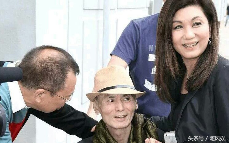 56岁的李连杰近照疯传苍老如80岁,55岁李连杰变化太大