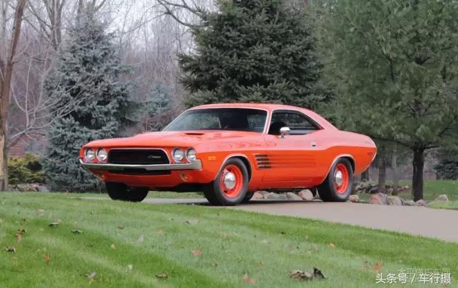 道奇挑战者新款旧款对比,道奇挑战者怀旧款有什么亮点