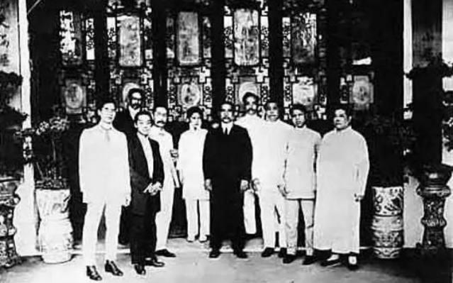 现在澳门第一赌王是谁,澳门第一代赌王是谁