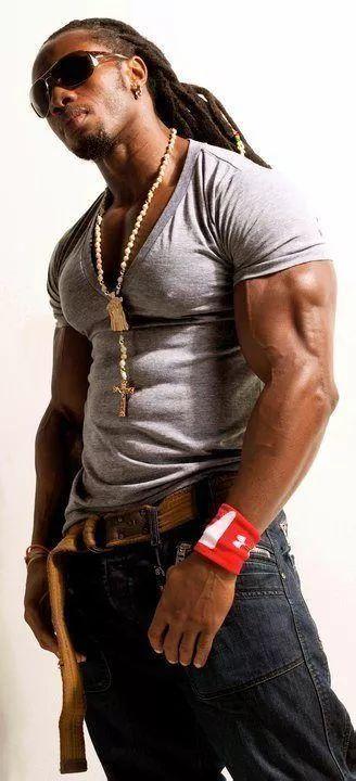 哥的胸肌你还靠不靠？“大屌哥”尤利西斯的你也不靠么？