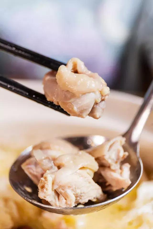 正宗佛跳墙鱼翅捞饭,佛跳墙鱼翅捞饭视频