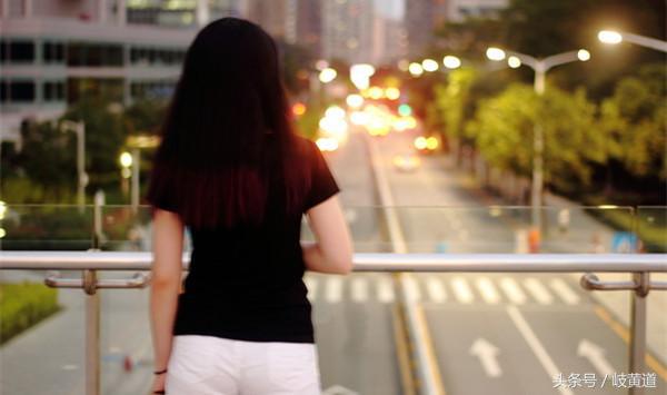 1块易被女性忽视的肌肉，2个动作可有效锻炼