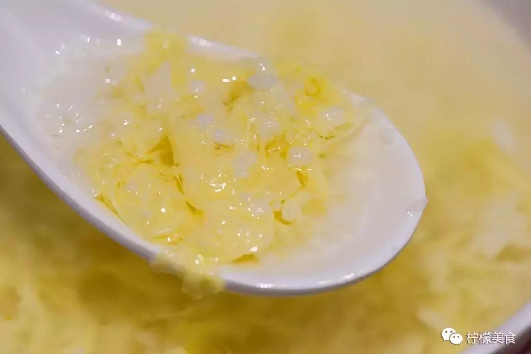 这家店很“丑”,还有一碗脏脏面