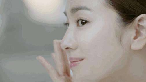 夏天爆汗不脱妆方法,夏天爆汗底妆怎么护