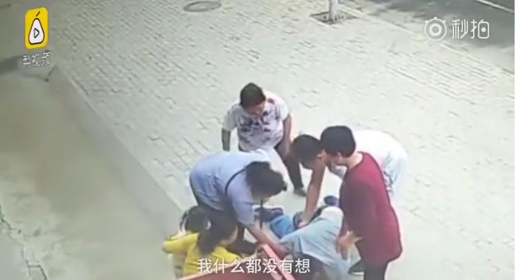 儿童报警求助知识,民警教孩子如何正确报警