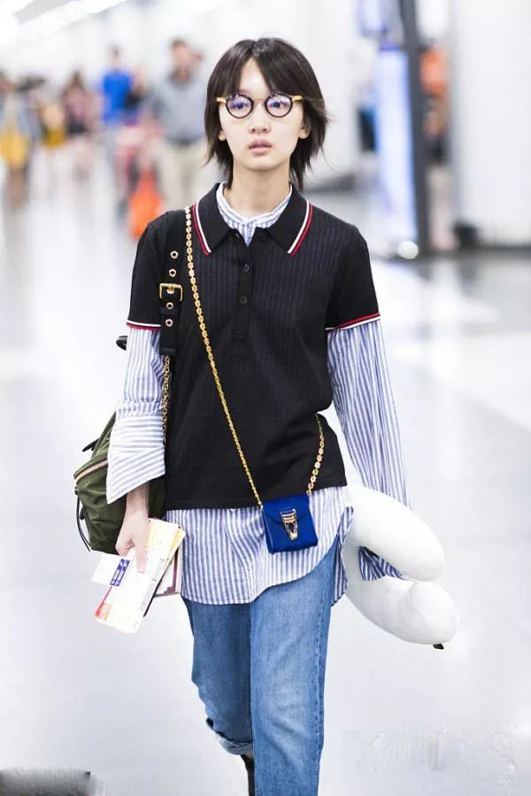 周冬雨蜡像上海杜莎巡展,周冬雨蜡像衣服