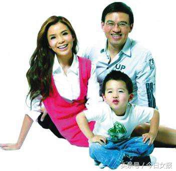 为何嫁湖南“穷小子”王志？如何成最好的儿媳？朱迅的新书回答你