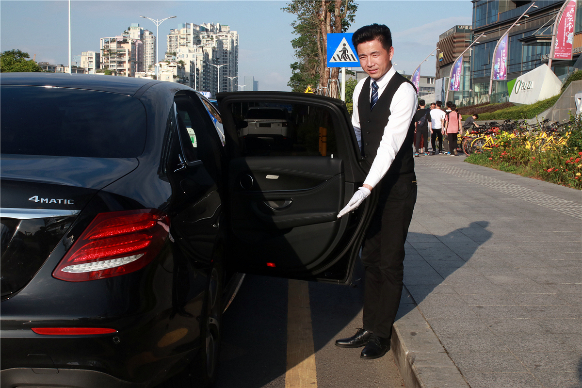 梦想拥有奔驰E的我却先买了华为随行WiFi