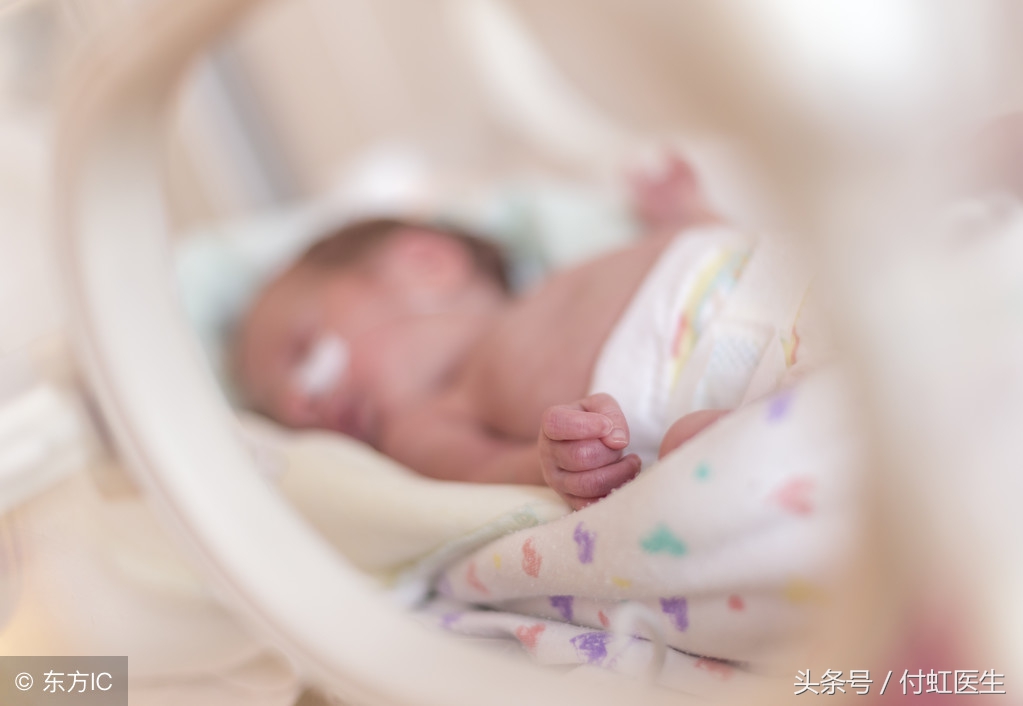 怀孕30周流水一样的液体,医生说我怀孕30多天