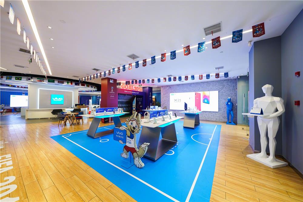 3698元！vivoX21FIFA世界杯非凡版发布：红蓝绝配