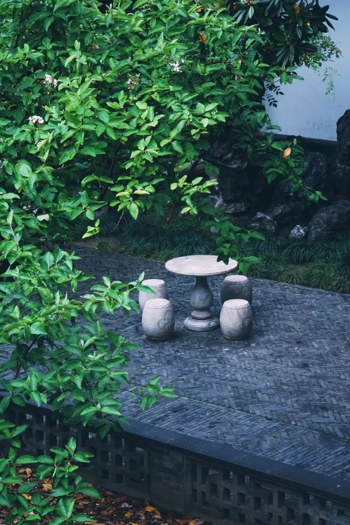 关于时光的唯美小诗,自然时光唯美散文诗歌简短