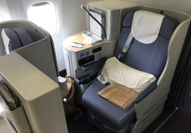 国航和南航哪个里程划算一些,海外航班公务舱的价格