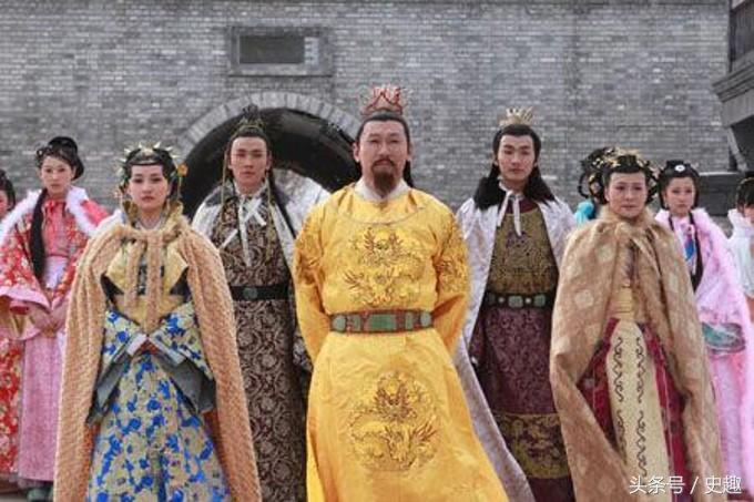 朱元璋重刑反腐，除剥皮囊草，还进行一项创新，至今大家都在使用