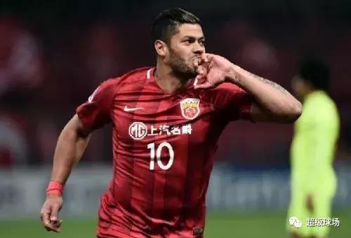 武磊vs梅西c罗内马尔姆巴佩,武磊50wvs内马尔2000w对比