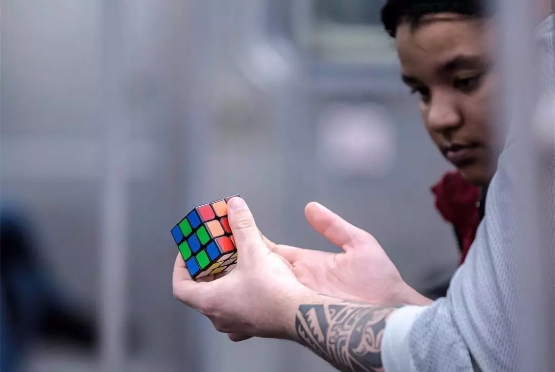 sq1魔方还原教程,金字塔魔方还原教程