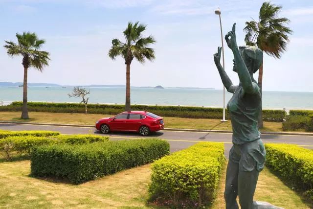 无时无刻的挑逗，令人安心的可靠，是什么让葫芦侠欲罢不能？