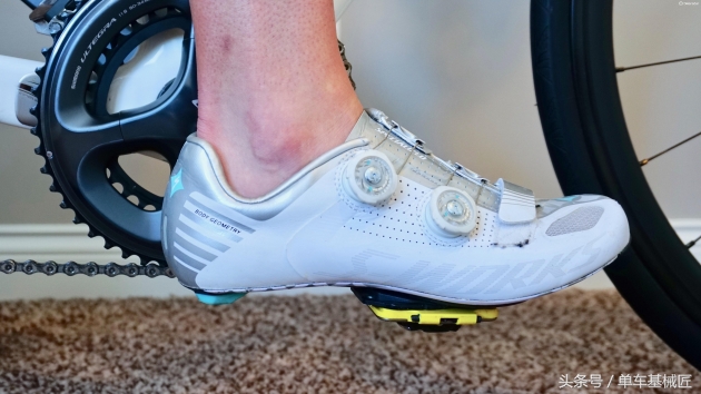 自行车车座高度多少合适,自行车车座角度怎么调整最好