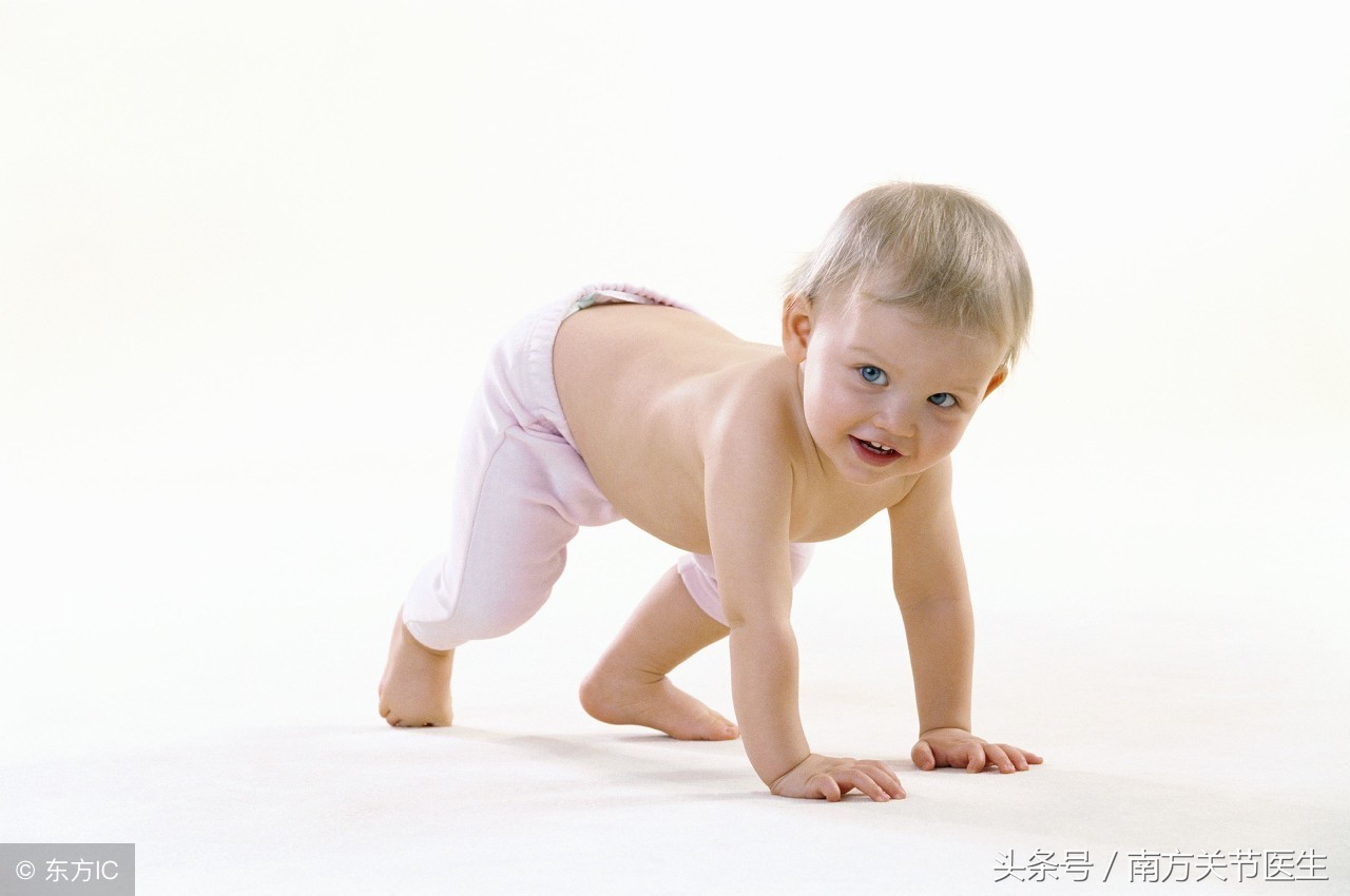 足外翻12岁穿矫正鞋能矫正过来吗,足外翻影响孩子两腿长短不一样