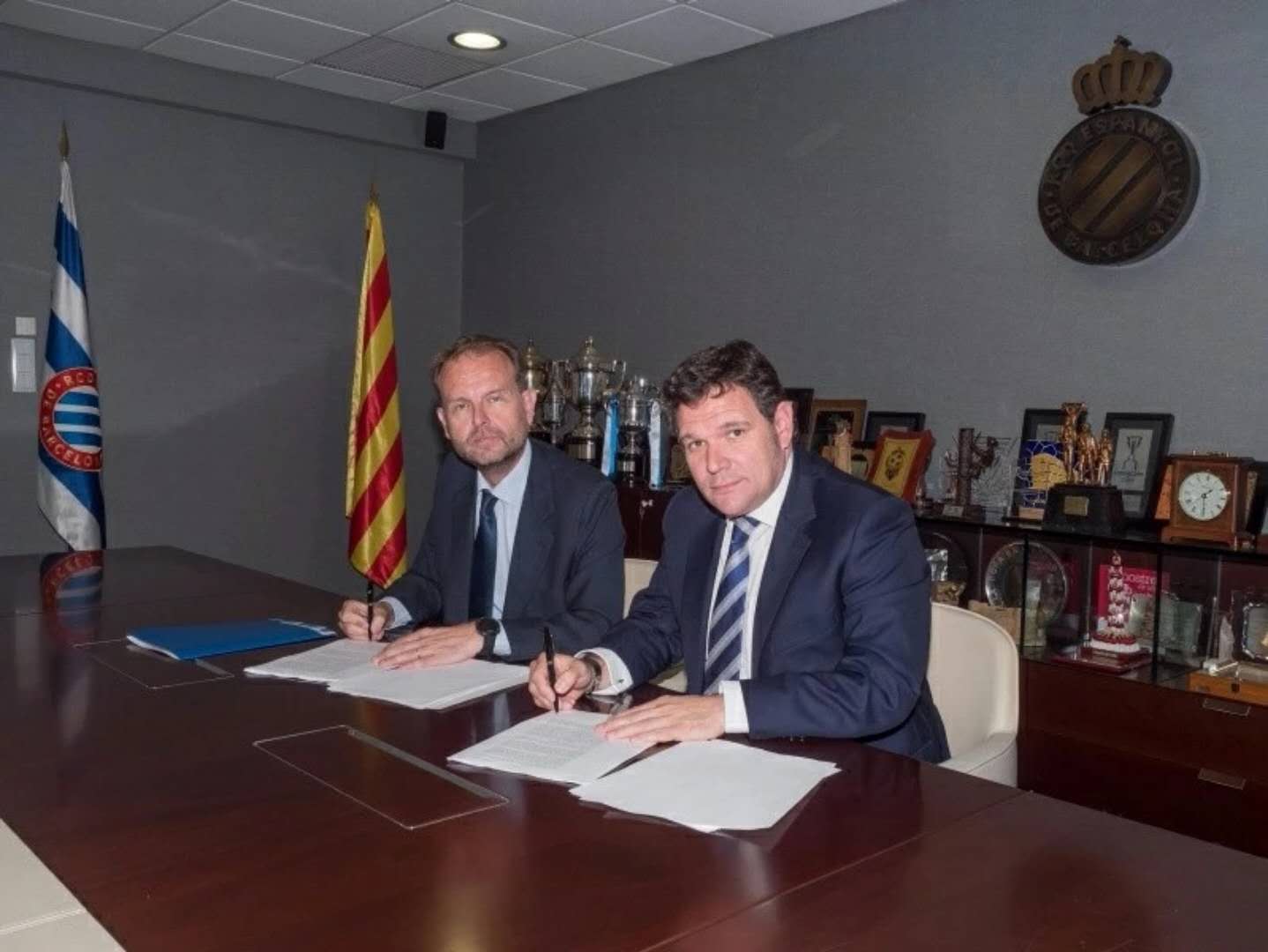 西班牙人队卡尔美,卡尔美赞助皇家马德里