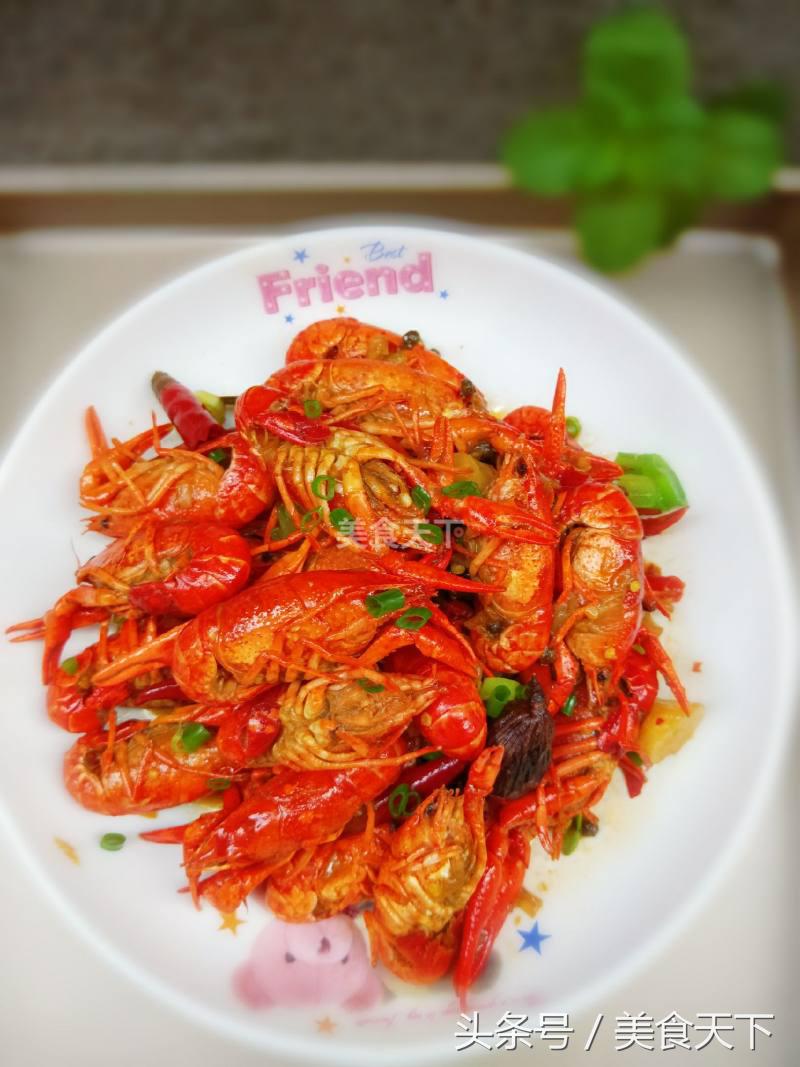 夏天怎么能少得了麻辣小龙虾,夏天的快乐一定少不了麻辣小龙虾