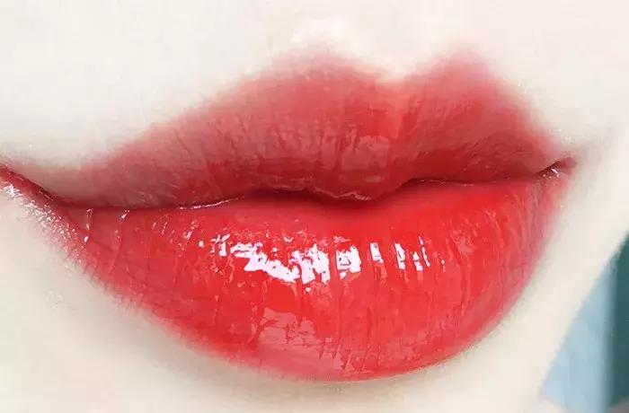 整形好看的唇,化妆唇部整形