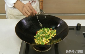 素炒玉米豌豆,肉和玉米豌豆怎么炒好吃