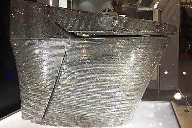 全球哪里的施华洛世奇最便宜,你买东西买贵了吗