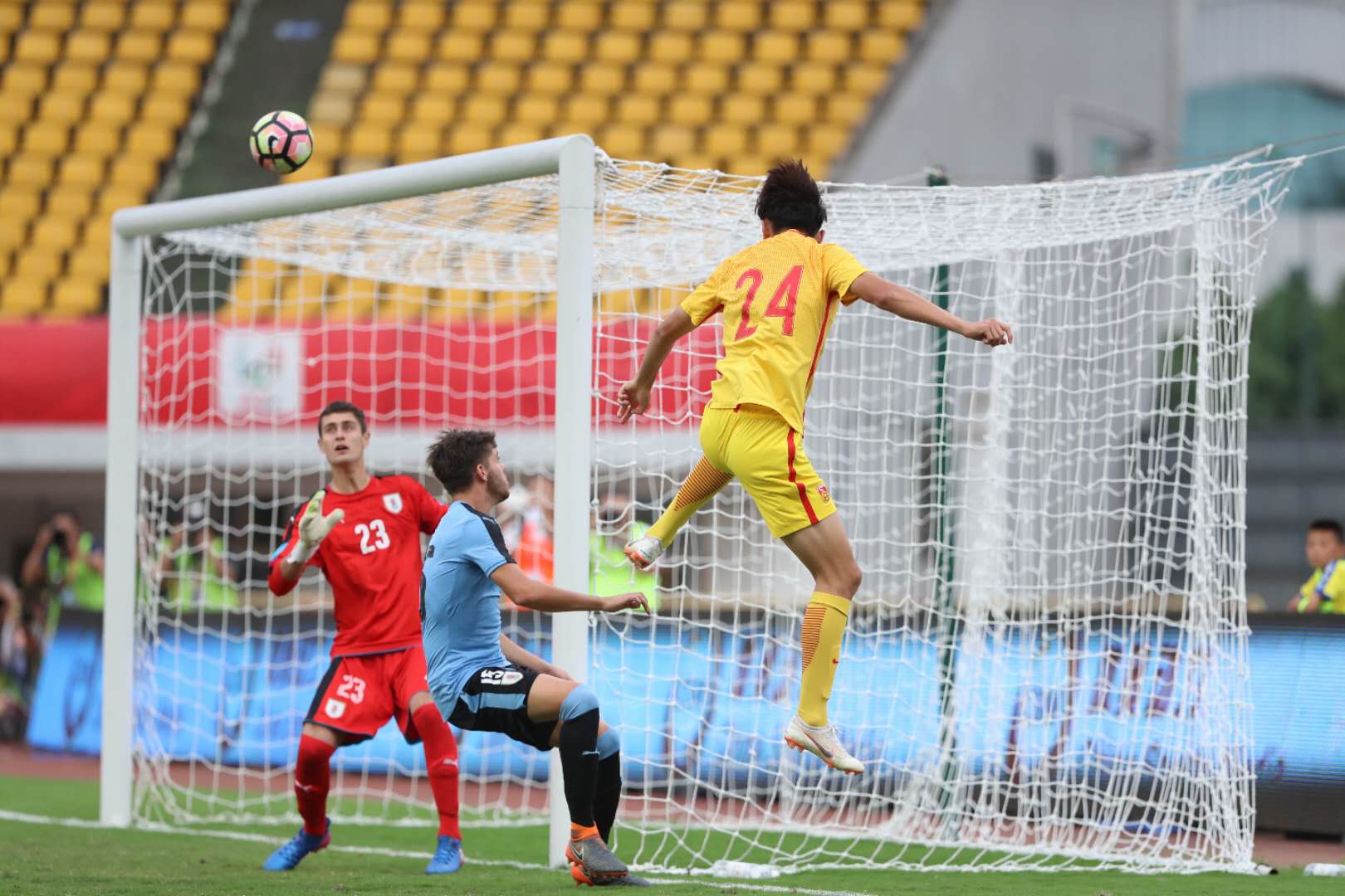 u19熊猫杯中国对乌拉圭视频录像,中国男足u19国青熊猫杯