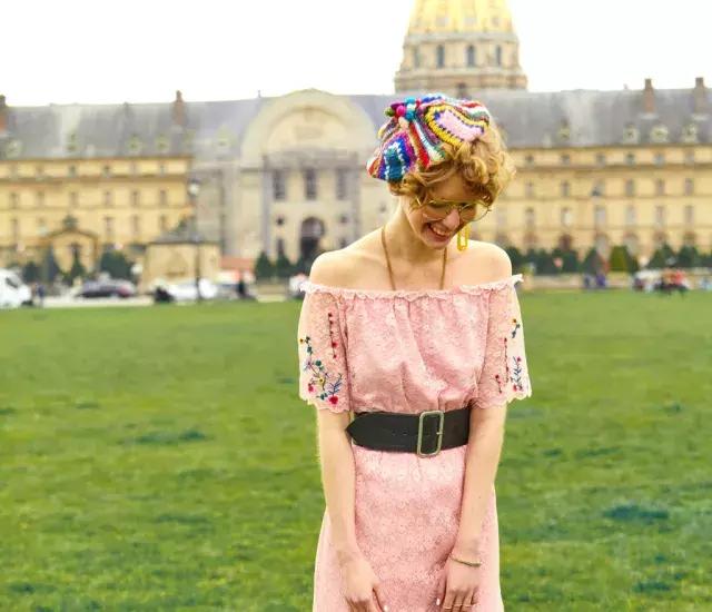 穿内衣两个肩带老是滑落怎么办,肩带滑落了怎么办