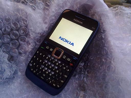 1999版3210诺基亚当年售价多少钱,当年最火的诺基亚